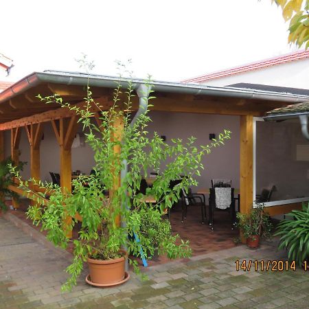 Gasthaus und Pension Zum Biber Steckby Exterior foto