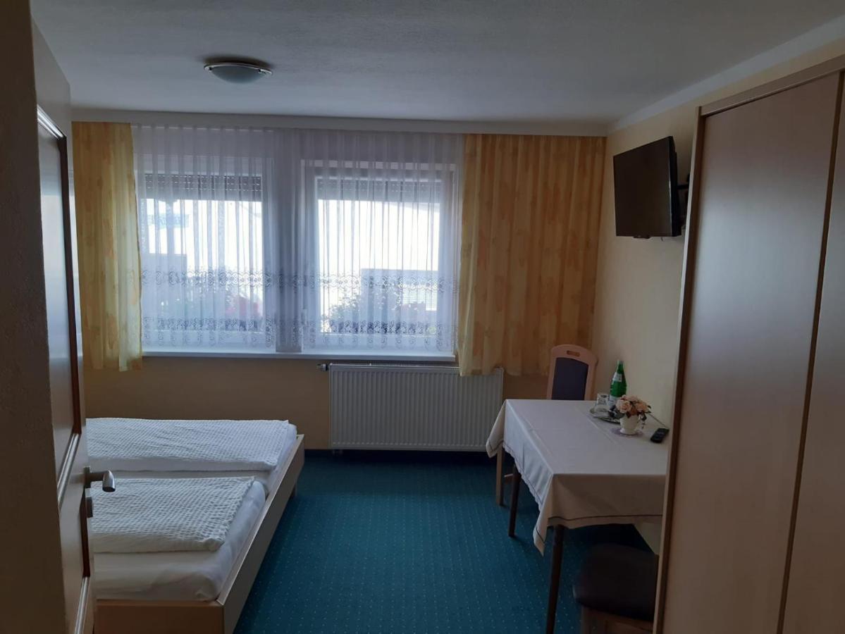 Gasthaus und Pension Zum Biber Steckby Exterior foto